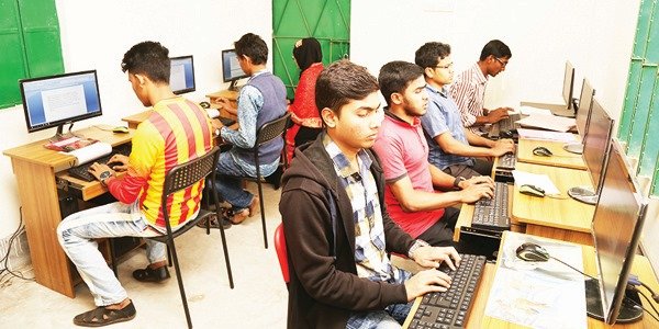 Computer And Women Skill