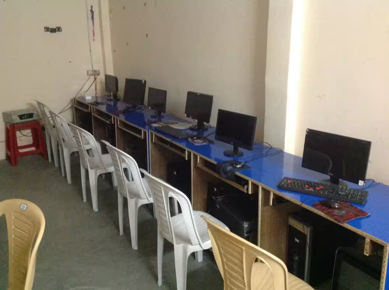 Computer And Women Skill