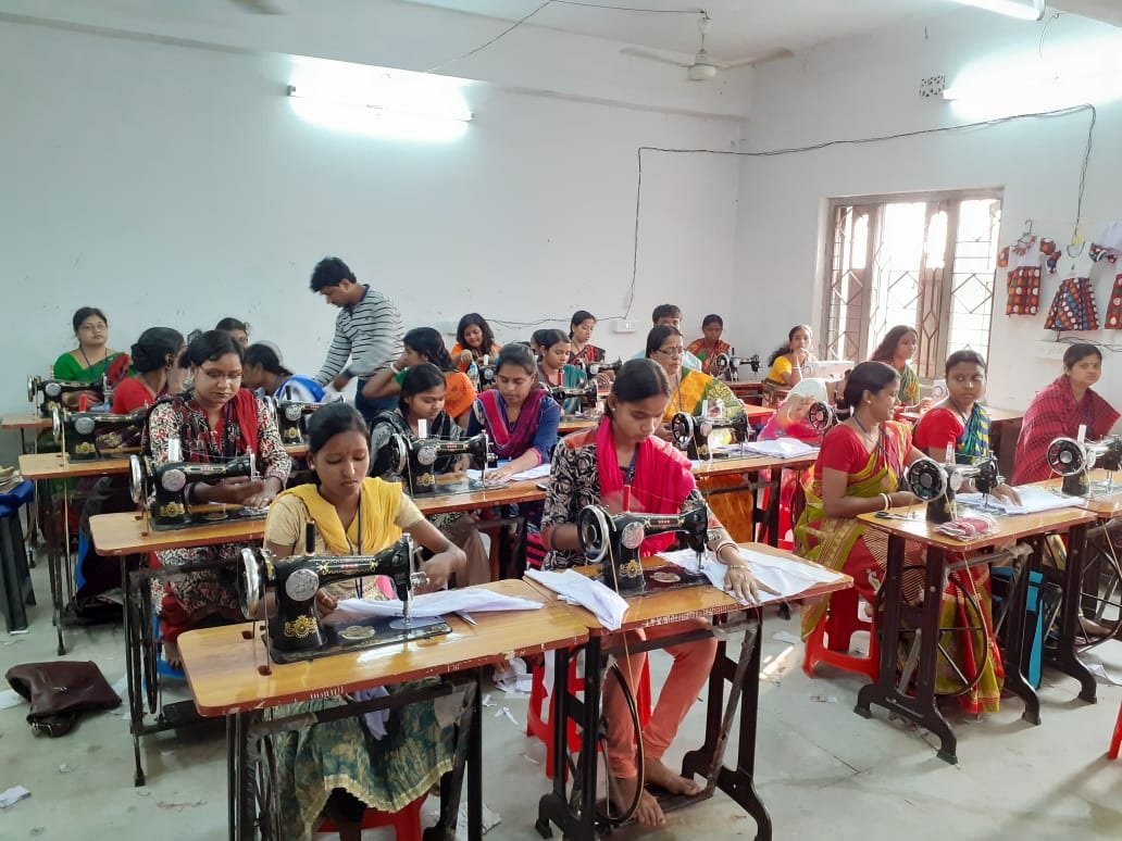 Computer And Women Skill